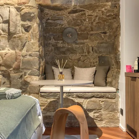 Le Torri Πανσιόν